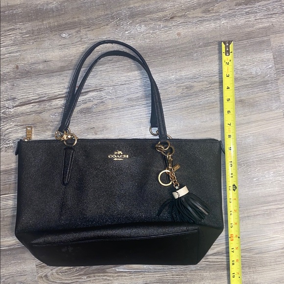 EUC COACH Black Shoulder Bag Gold Hardware - Picture 9 of 9